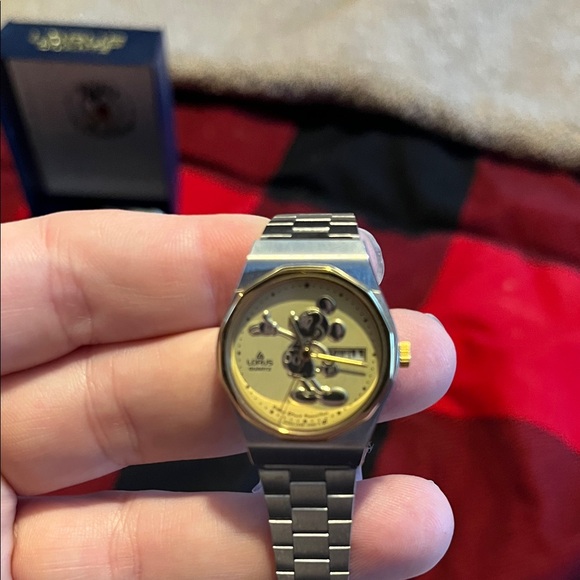 Mickey Mouse Gold and Silver Men's Watch - Picture 4 of 4